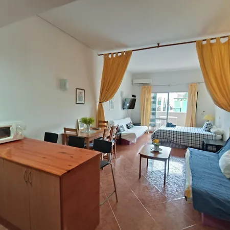 Vive Estudios Benal Apartamento
