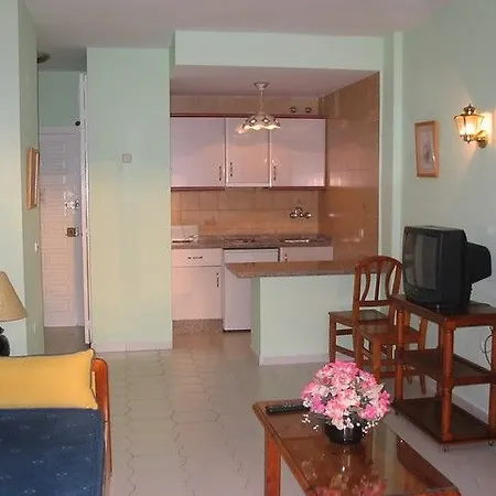 Vive Estudios Benal Apartamento